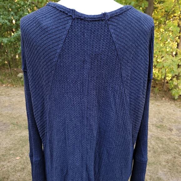 Free People Navy Waffle Thermal Boho Tunic with Fraying size Medium - Picture 2 of 16